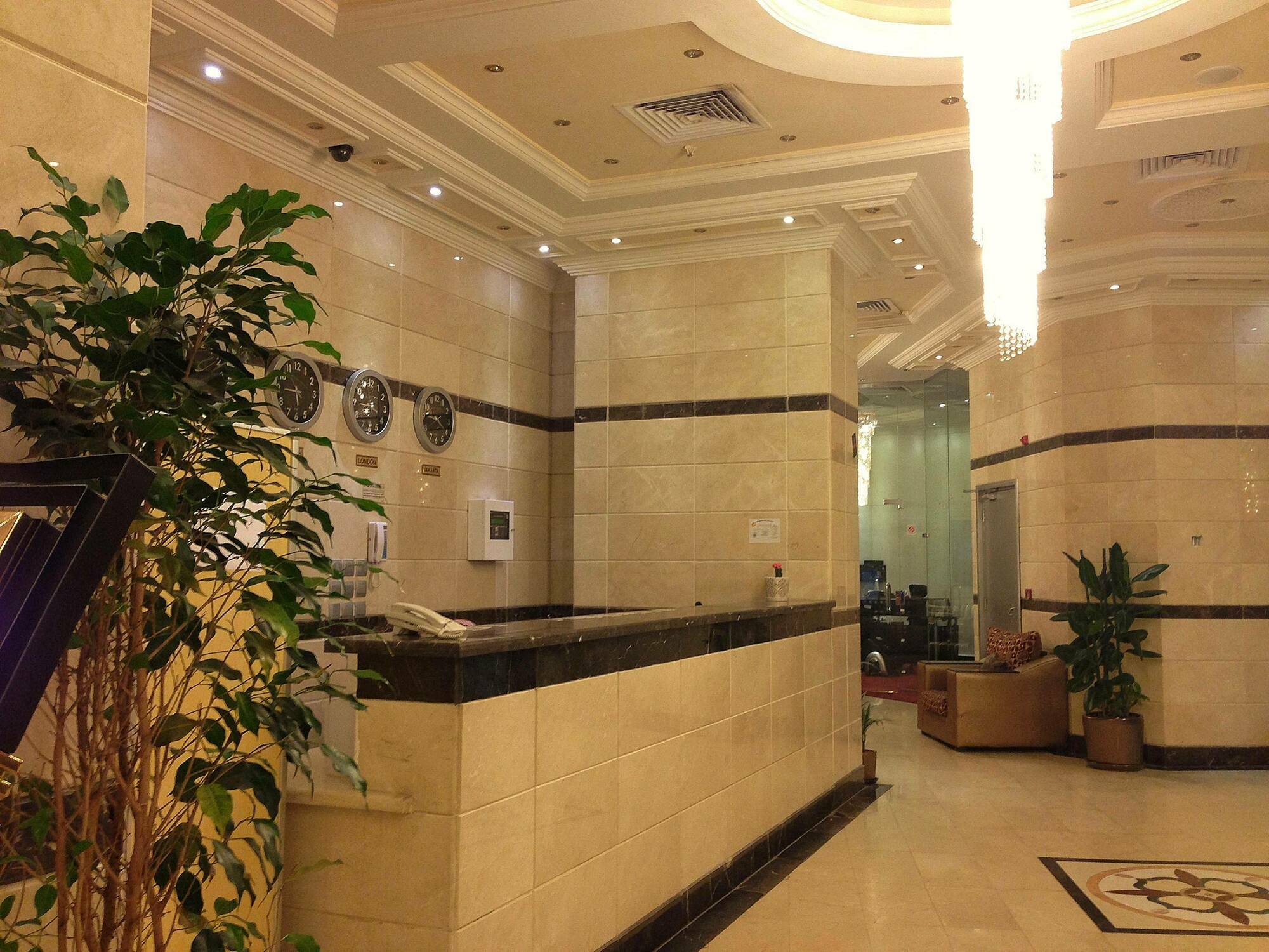 Qasr Al Azizia Hotel Mecca Bagian luar foto